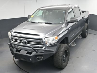 2026 2017 Toyota Tundra SR5 5.7L V8 w/FFV Truck CrewMax — photo 30 view