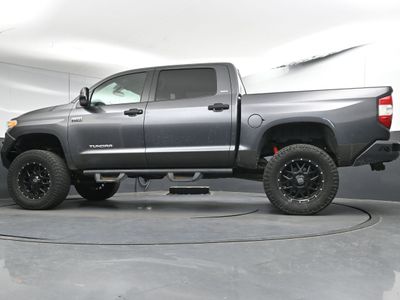 2026 2017 Toyota Tundra SR5 5.7L V8 w/FFV Truck CrewMax — photo 29 view
