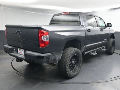 2026 2017 Toyota Tundra SR5 5.7L V8 w/FFV Truck CrewMax — photo 7 view
