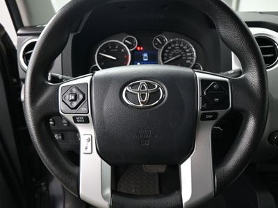 2026 2017 Toyota Tundra SR5 5.7L V8 w/FFV Truck CrewMax — photo 10 view