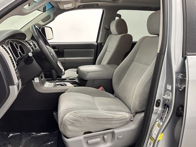 2016 Toyota Sequoia - Photo 11
