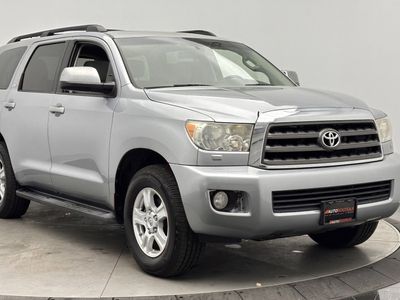 2016 Toyota Sequoia - Photo 3