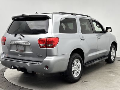 2016 Toyota Sequoia - Photo 6