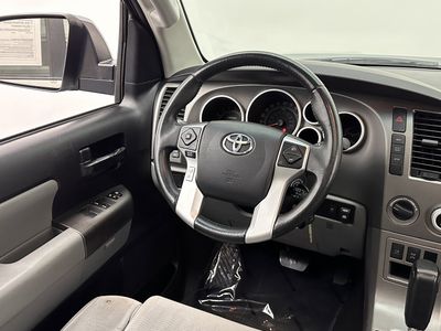 2016 Toyota Sequoia - Photo 24