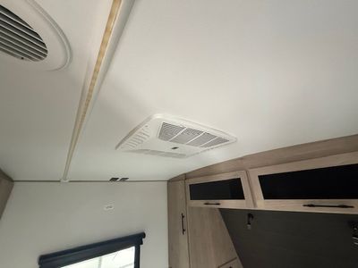 2026 Grand Design Imagine - Photo 17