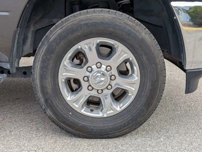 2024 Ram 2500 — photo 10 view