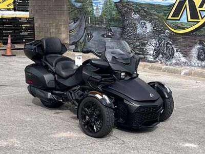 2025 Can-Am Spyder F3 Limited Dark Wheels - Photo 2