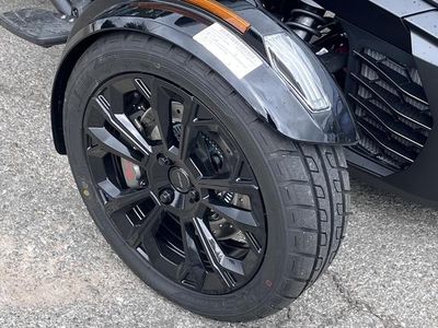 2025 Can-Am Spyder F3 Limited Dark Wheels - Photo 9