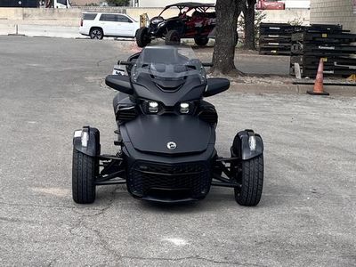 2025 Can-Am Spyder F3 Limited Dark Wheels - Photo 3
