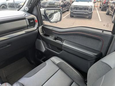 2025 Ford F-150 — photo 17 view