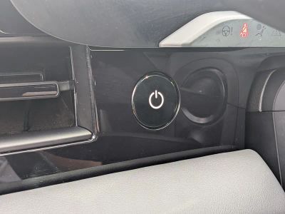 2023 Porsche Taycan — photo 29 view