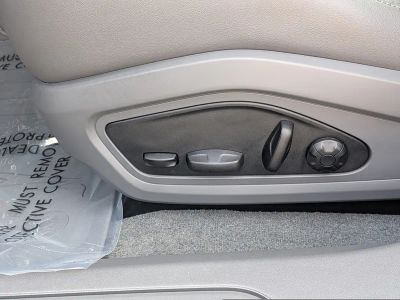2023 Porsche Taycan — photo 21 view