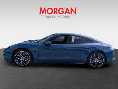 2023 Porsche Taycan — photo 7 view