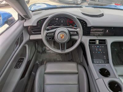 2023 Porsche Taycan — photo 17 view