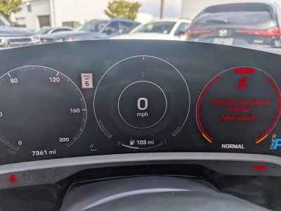 2023 Porsche Taycan — photo 27 view