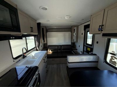 2026 Heartland Prowler — photo 13 view