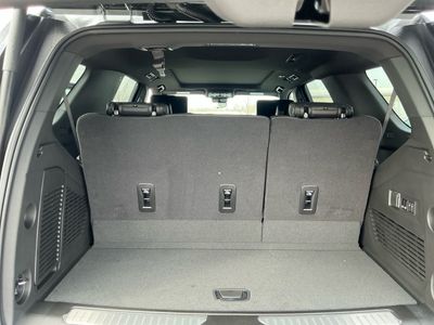 2026 GMC Yukon — photo 18 view