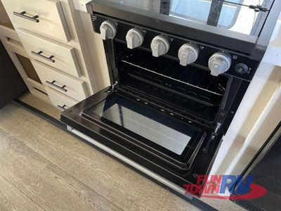 2025 Forest River RV Cherokee Alpha Wolf - Photo 18