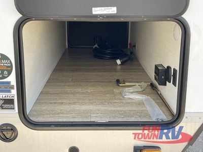 2025 Forest River RV Cherokee Alpha Wolf - Photo 5