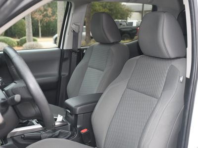 2022 Toyota Tacoma — photo 10 view