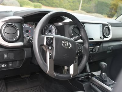 2022 Toyota Tacoma — photo 7 view