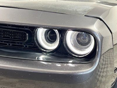 2022 Dodge Challenger — photo 9 view