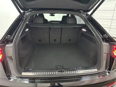 2022 Audi RS Q8 - Photo 27