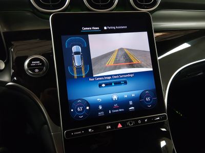 2024 Mercedes-Benz GLC - Photo 16