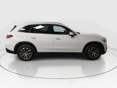 2024 Mercedes-Benz GLC - Photo 8