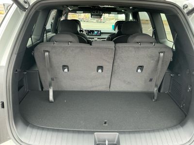 2027 Kia Telluride — photo 18 view