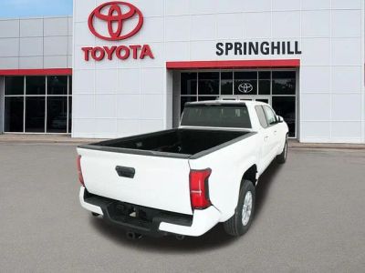 2026 Toyota Tacoma — photo 8 view