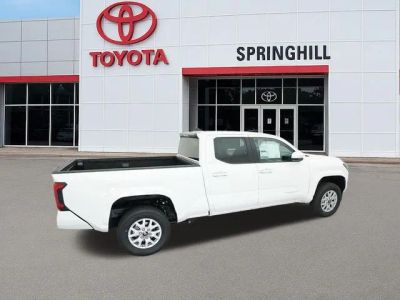 2026 Toyota Tacoma — photo 10 view