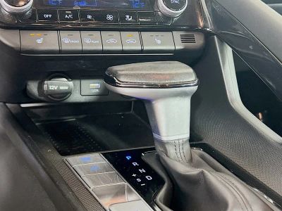 2023 Hyundai Elantra — photo 14 view