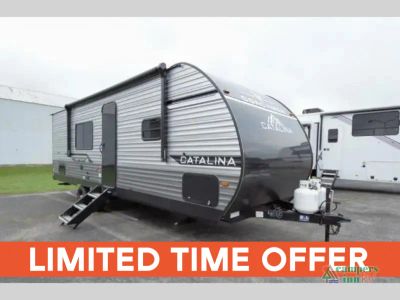 2027 Coachmen RV Catalina Summit Series 8 — front three-quarter view