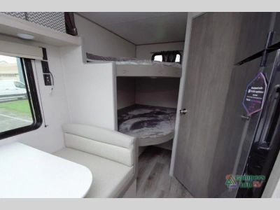 2027 Coachmen RV Catalina Summit Series 8 — photo 43 view