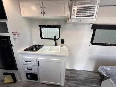2026 Jayco Jay Flight SLX - Photo 11