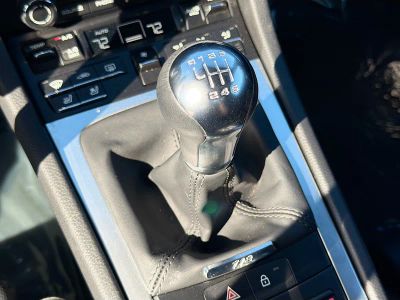 2025 Porsche 718 Boxster — photo 26 view