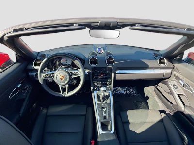 2025 Porsche 718 Boxster — photo 15 view