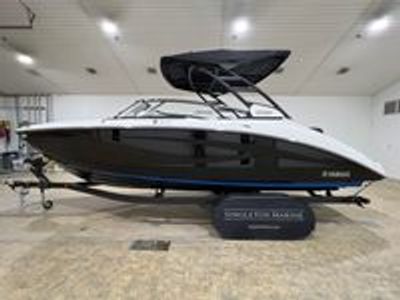 2026 Yamaha 252 SD - Photo 1