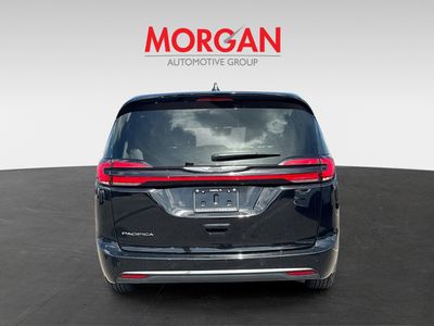 2025 Chrysler Pacifica - Photo 4