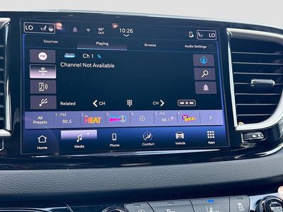 2025 Chrysler Pacifica - Photo 29