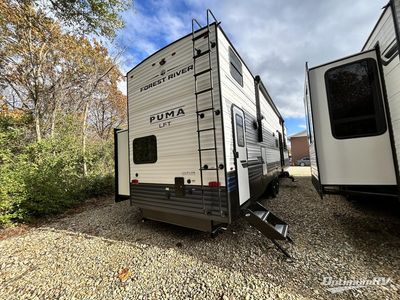 2025 Palomino Puma - Photo 2