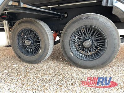 2026 Brinkley Model Z - Photo 11