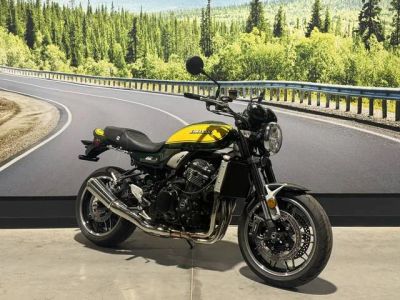 2024 Kawasaki Z900RS — front three-quarter view