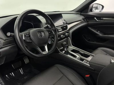 2019 Honda Accord Sedan — photo 9 view