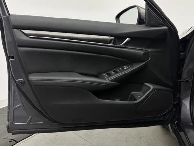 2019 Honda Accord Sedan — photo 10 view