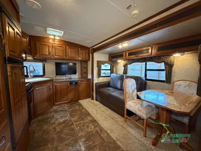 2014 Keystone RV Cougar - Photo 9