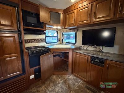 2014 Keystone RV Cougar - Photo 17