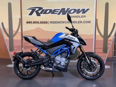2026 CFMOTO 300NK — front three-quarter view