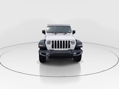 2023 Jeep Gladiator - Photo 2